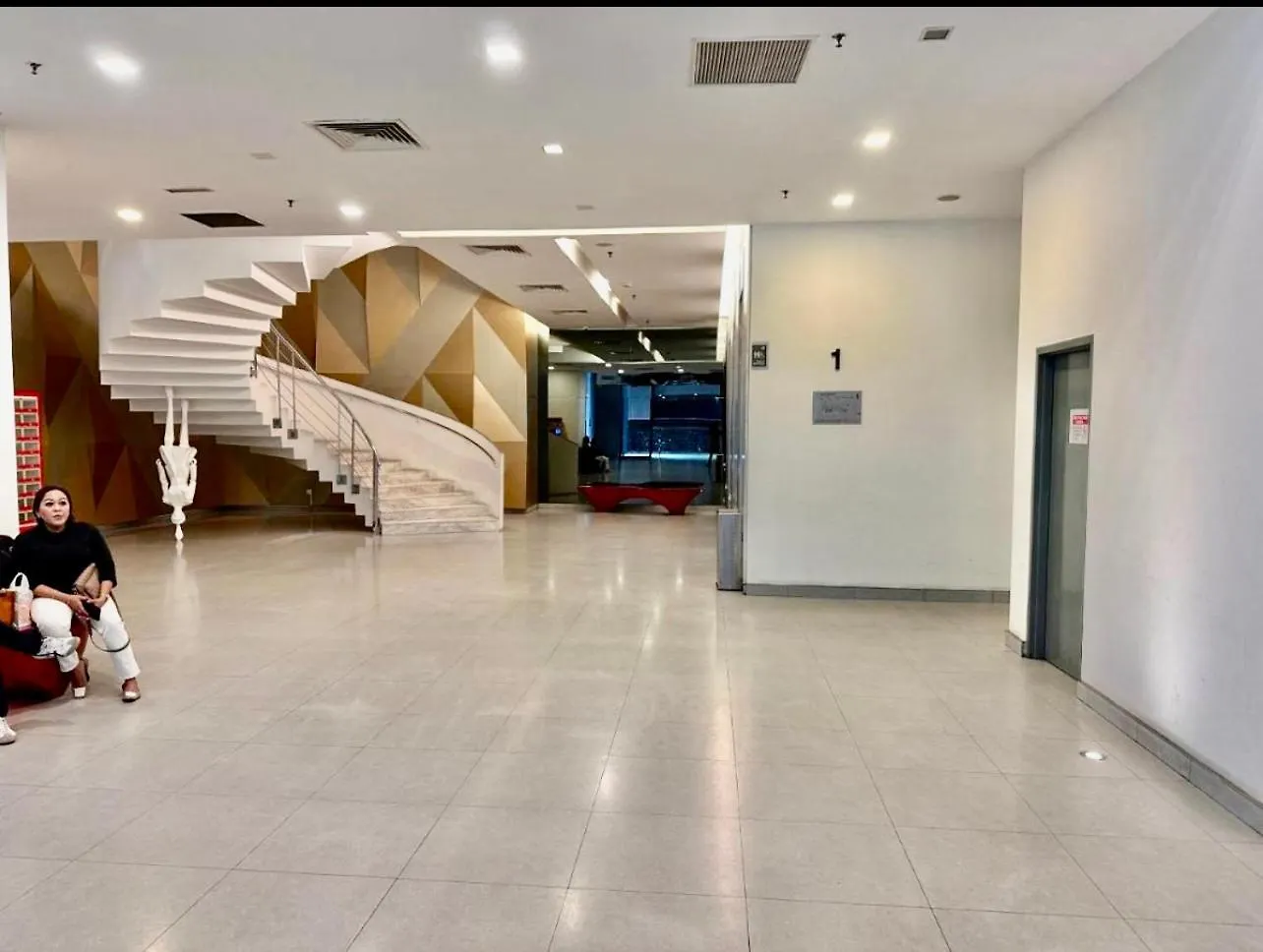 فندق Summer Suites Klcc By Cozy Stay كوالالمبور