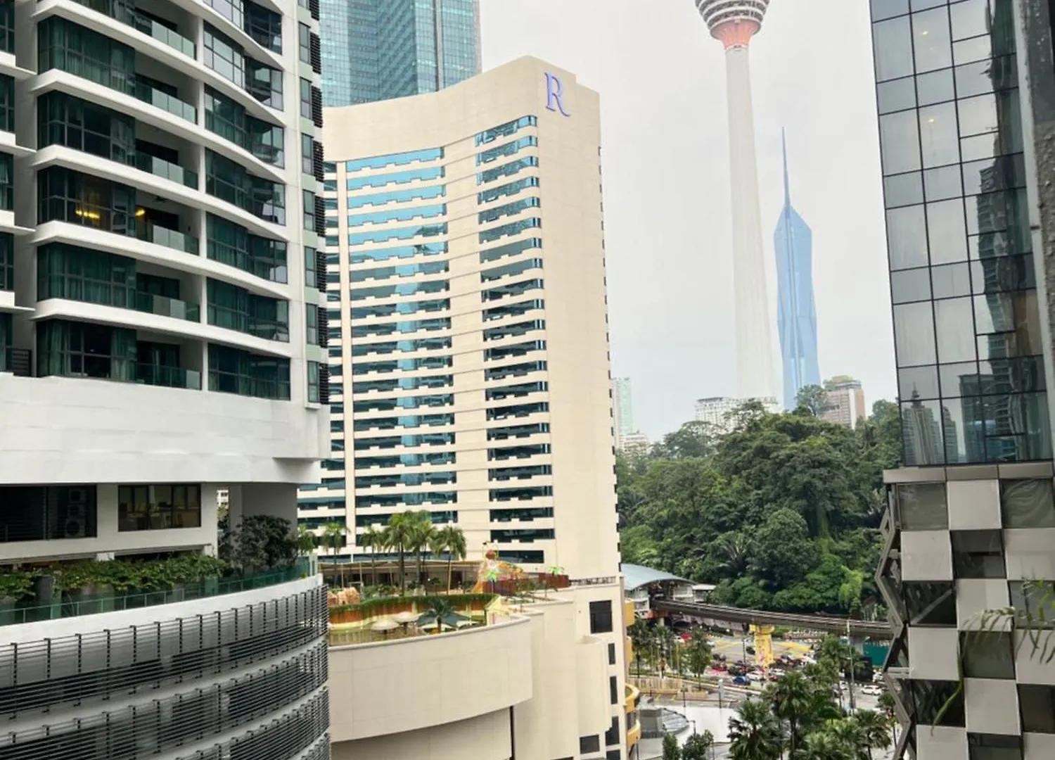 Summer Suites Klcc By Cozy Stay كوالالمبور فندق